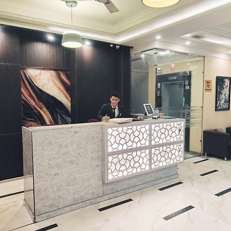 ניו דלהי Hotel Almora Sky Near By Delhi International Airport With - Free Airport Pickup And Drop מראה חיצוני תמונה